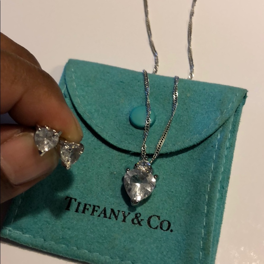 Heart ♥️ Necklace & Earrings...